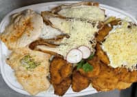 Szárnyas tál(4-5 személyre)